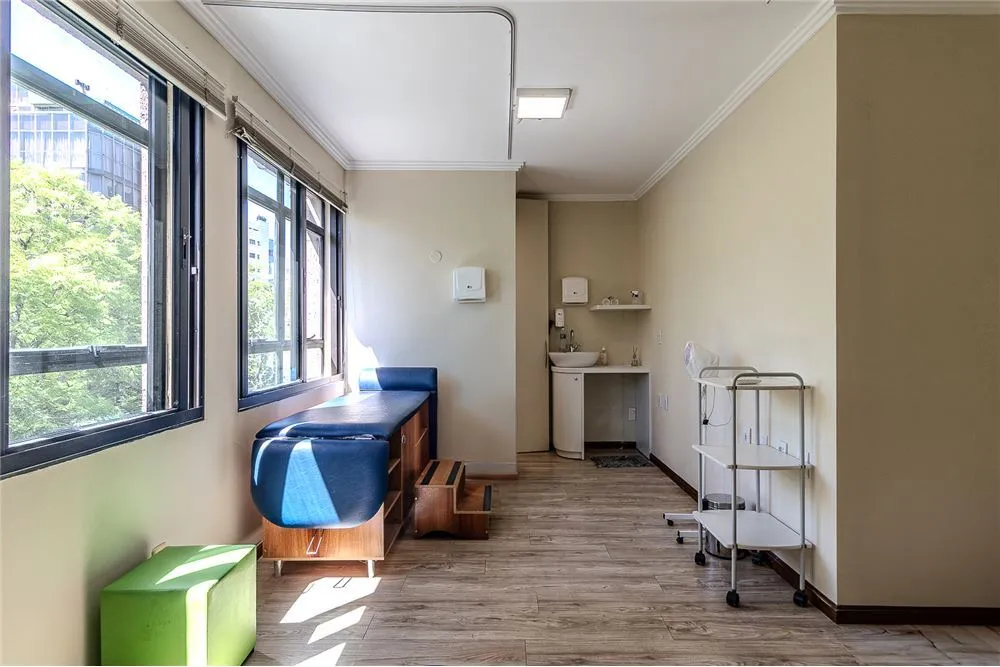 MDVI 1211 Sala 612481063-20 - REMAX Andar de Cima Exclusividades