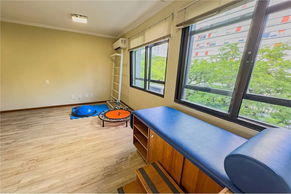 MDVI 1211 Sala 612481063-20 - REMAX Andar de Cima Exclusividades
