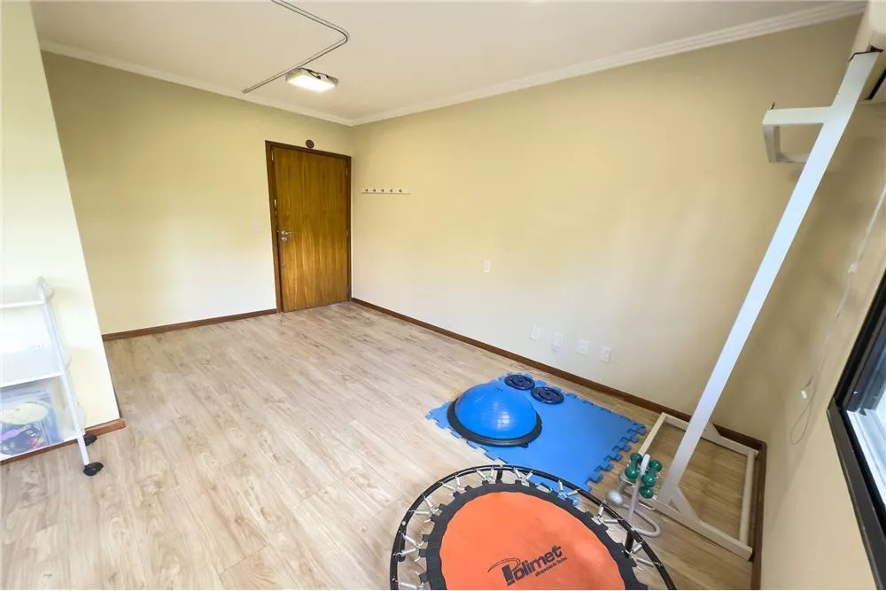 MDVI 1211 Sala 612481063-20 - REMAX Andar de Cima Exclusividades