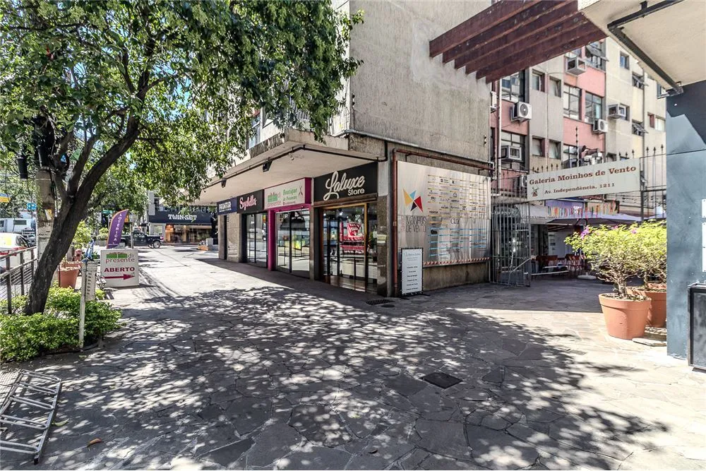 MDVI 1211 Sala 612481063-20 - REMAX Andar de Cima Exclusividades