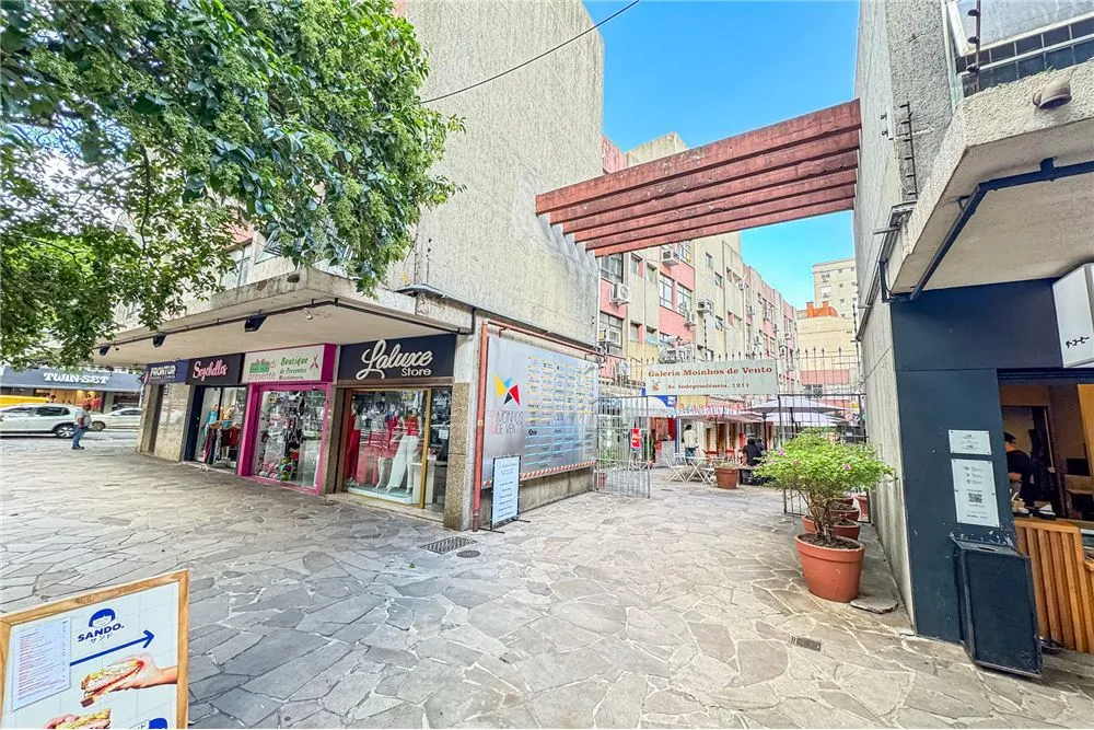 MDVI 1211 Sala 612481063-20 - REMAX Andar de Cima Exclusividades