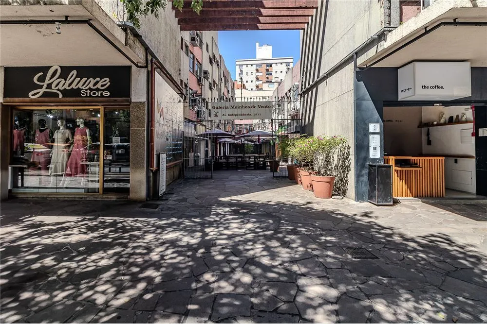 MDVI 1211 Sala 612481063-20 - REMAX Andar de Cima Exclusividades