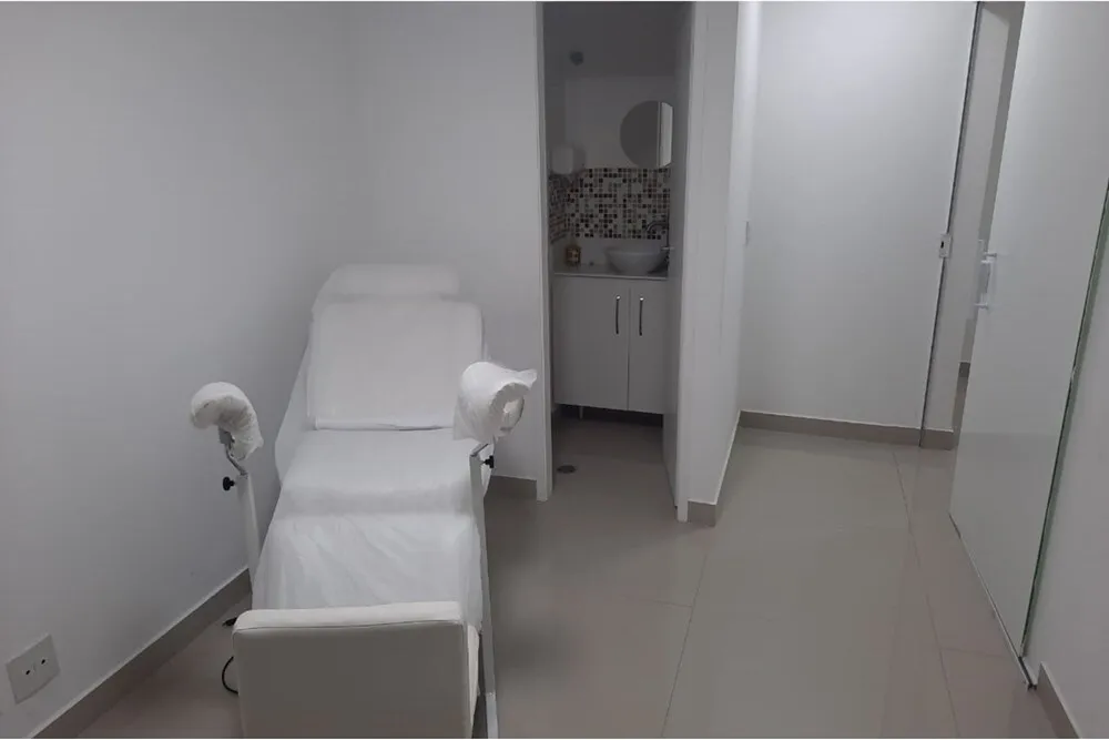 IV 7148 Prédio 601081062-18 - REMAX Lepex Exclusividades IV 7148 Prédio 601081062-18 - REMAX Lepex Exclusividades