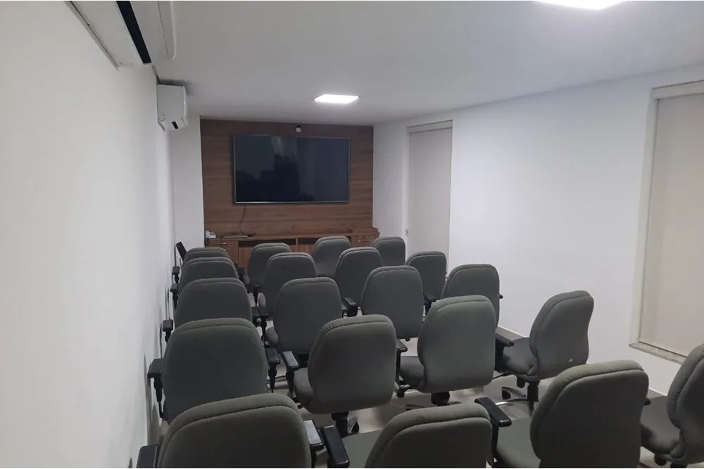 IV 7148 Prédio 601081062-18 - REMAX Lepex Exclusividades IV 7148 Prédio 601081062-18 - REMAX Lepex Exclusividades