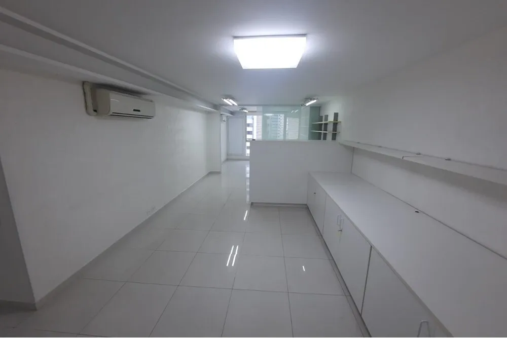 HA 1814 Sala 601081062-20 - REMAX Lepex Exclusividades