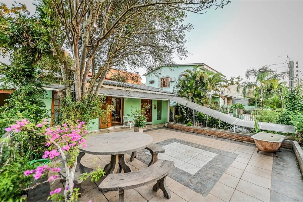 STDF 108 Casa 612481037-91 - REMAX Andar de Cima Exclusividades