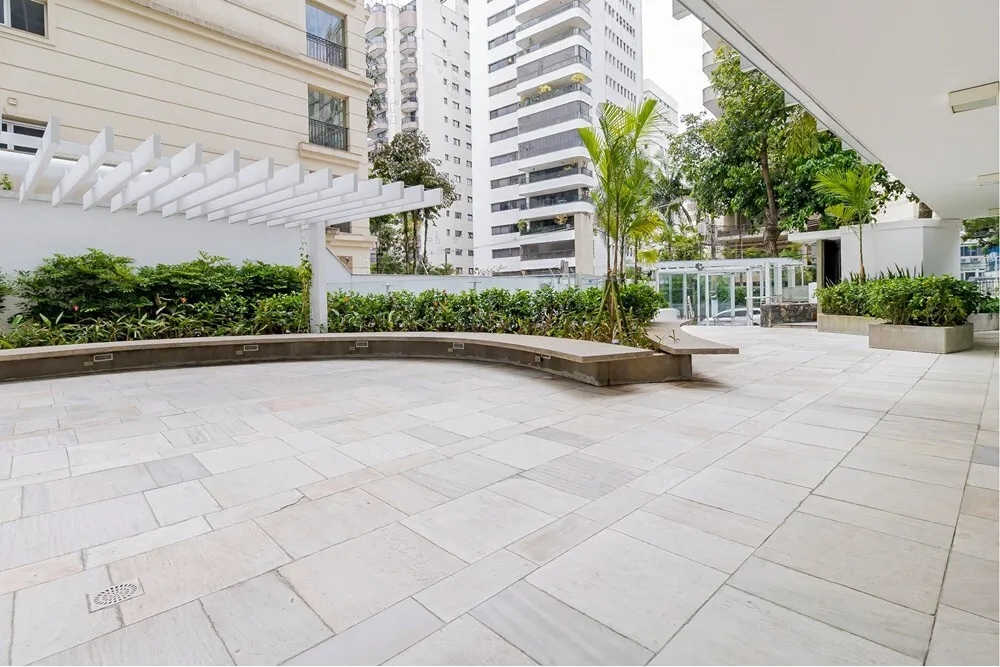 HDGDS 600 Apto 601081056-24 - REMAX Lepex Exclusividades