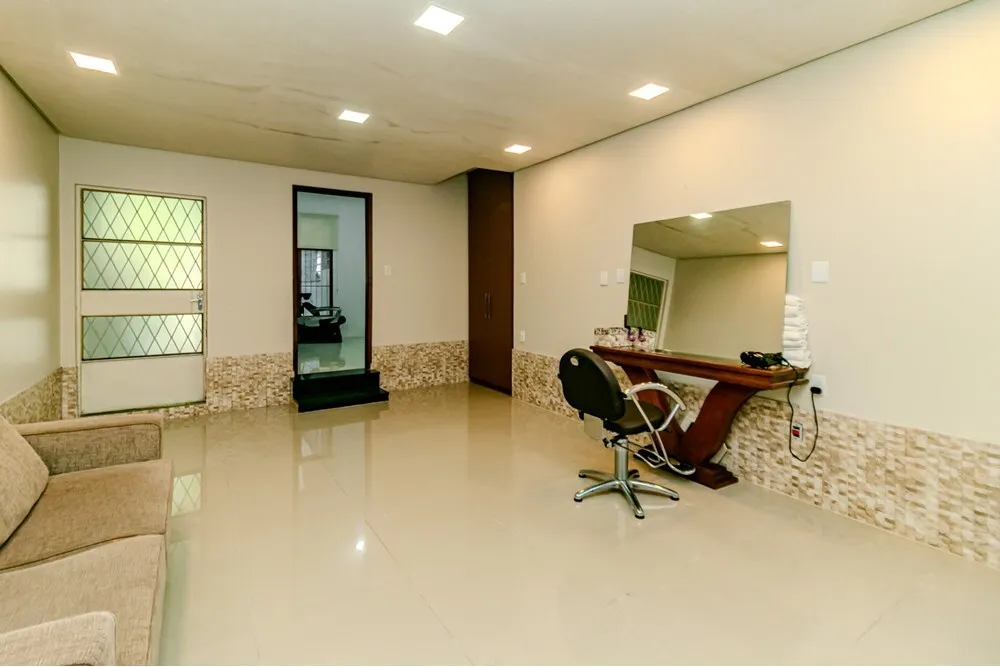 JSPPZ 333 612491036-11 - REMAX Trend Exclusividades JSPPZ 333 612491036-11 - REMAX Trend Exclusividades