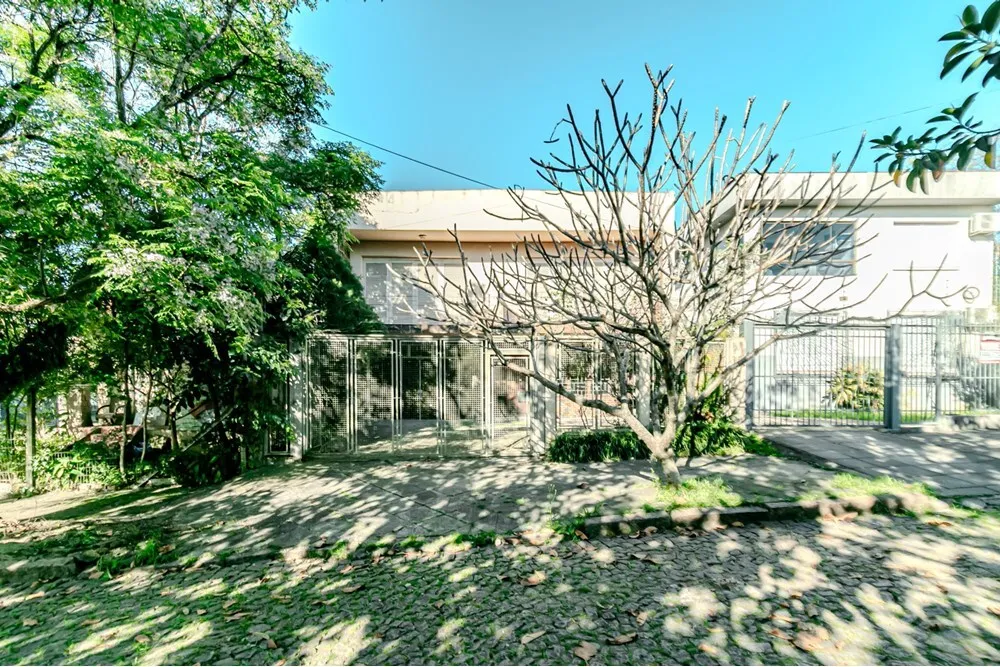 JSPPZ 333 612491036-11 - REMAX Trend Exclusividades JSPPZ 333 612491036-11 - REMAX Trend Exclusividades