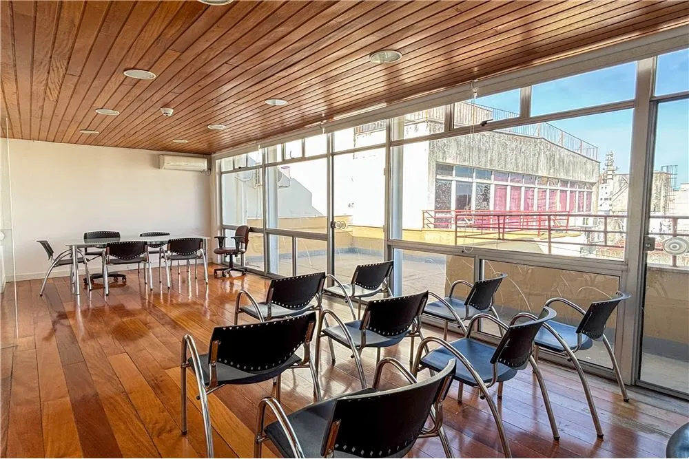 CHPAD 166 Sala 612481060-10 - REMAX Andar de Cima Exclusividades