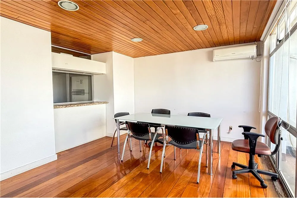 CHPAD 166 Sala 612481060-10 - REMAX Andar de Cima Exclusividades