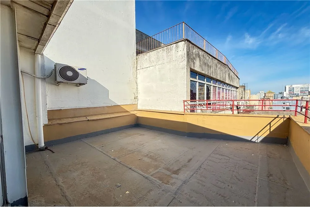 CHPAD 166 Sala 612481060-10 - REMAX Andar de Cima Exclusividades
