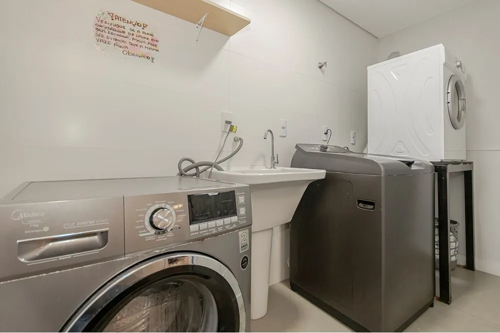 PFV 99 Apto 612481058-21 - REMAX Andar de Cima Exclusividades