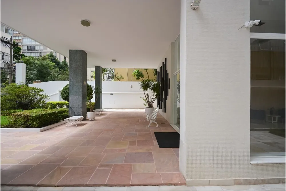 SCBDI 789 Apto 601241057-7 - REMAX Ville Exclusividades