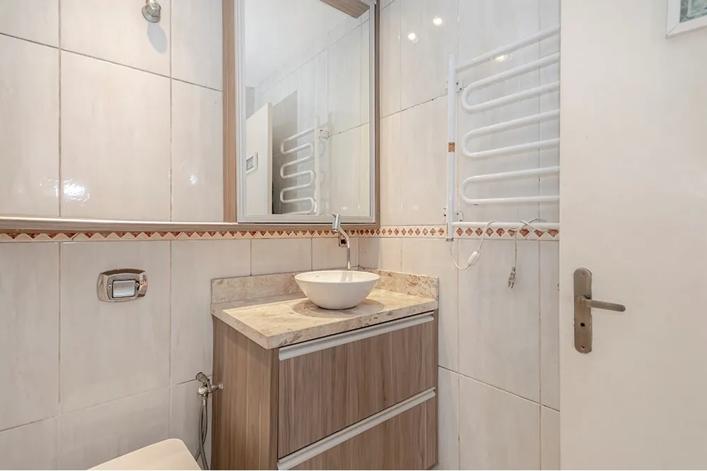PDRC 941 Apto 612481066-244 - REMAX Andar de Cima Exclusividades