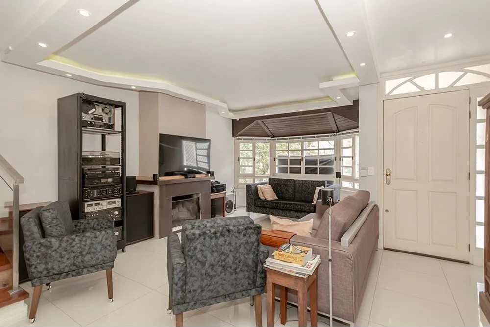 CDPC 340 Casa 612481082-44 - REMAX Andar de Cima Exclusividades