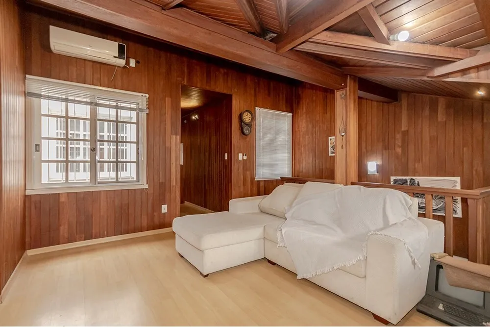 CDPC 340 Casa 612481082-44 - REMAX Andar de Cima Exclusividades
