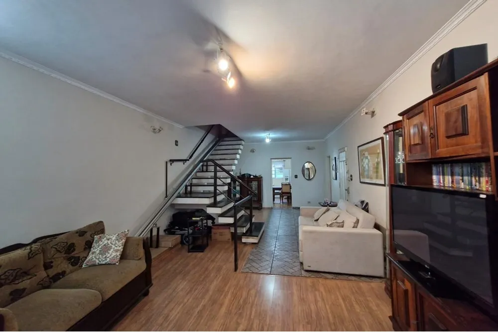 VMBDLFDO 79 Casa 602291018-142 - REMAX B12 Exclusividades VMBDLFDO 79 Casa 602291018-142 - REMAX B12 Exclusividades