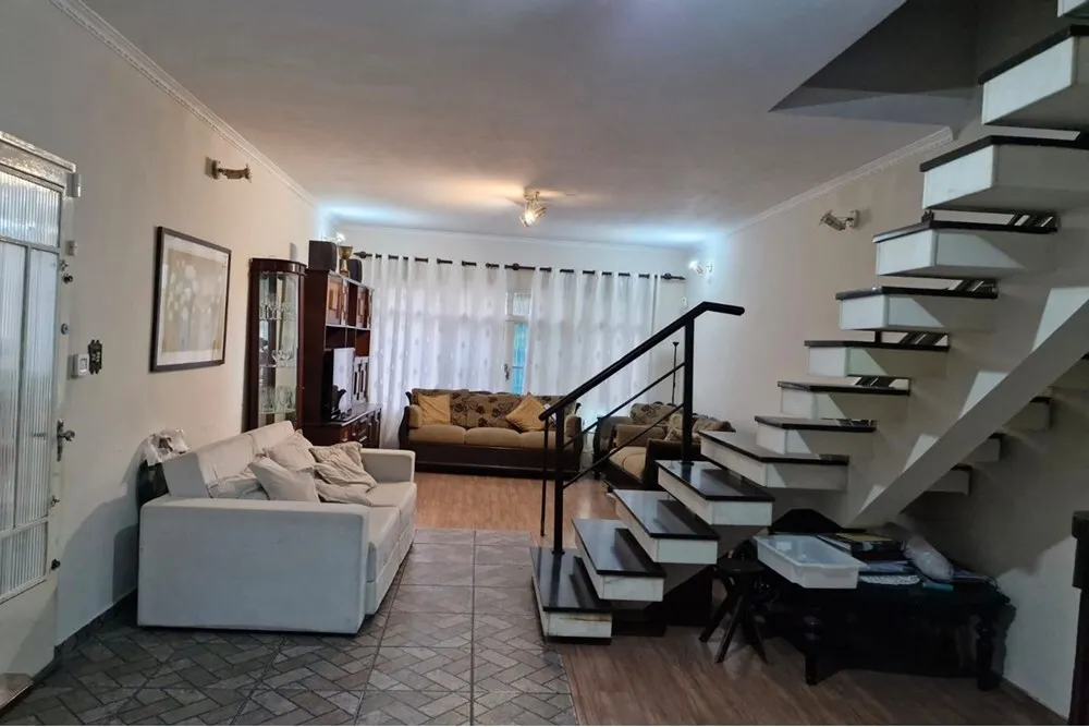 VMBDLFDO 79 Casa 602291018-142 - REMAX B12 Exclusividades VMBDLFDO 79 Casa 602291018-142 - REMAX B12 Exclusividades