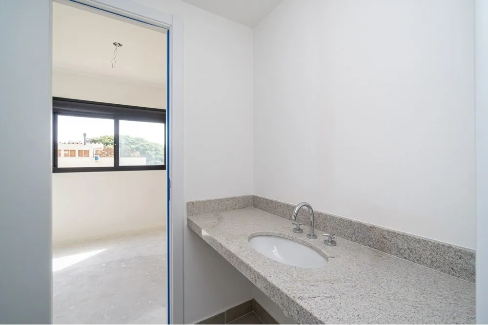 MDMC 714 Apto 612481029-145 - REMAX Andar de Cima Exclusividades