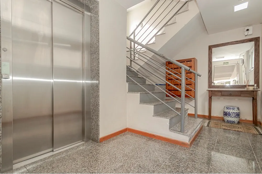 MDI 36 Apto 612481002-124 - REMAX Andar de Cima Exclusividades