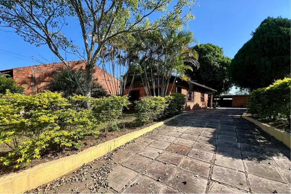 CASR 3802 610241026-51 - REMAX 520 Exclusividades CASR 3802 610241026-51 - REMAX 520 Exclusividades