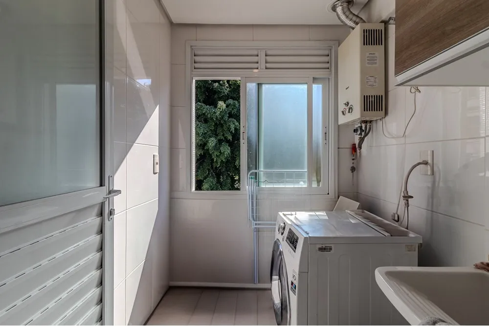 SCDE 680 Apto 612481058-22 - REMAX Andar de Cima Exclusividades