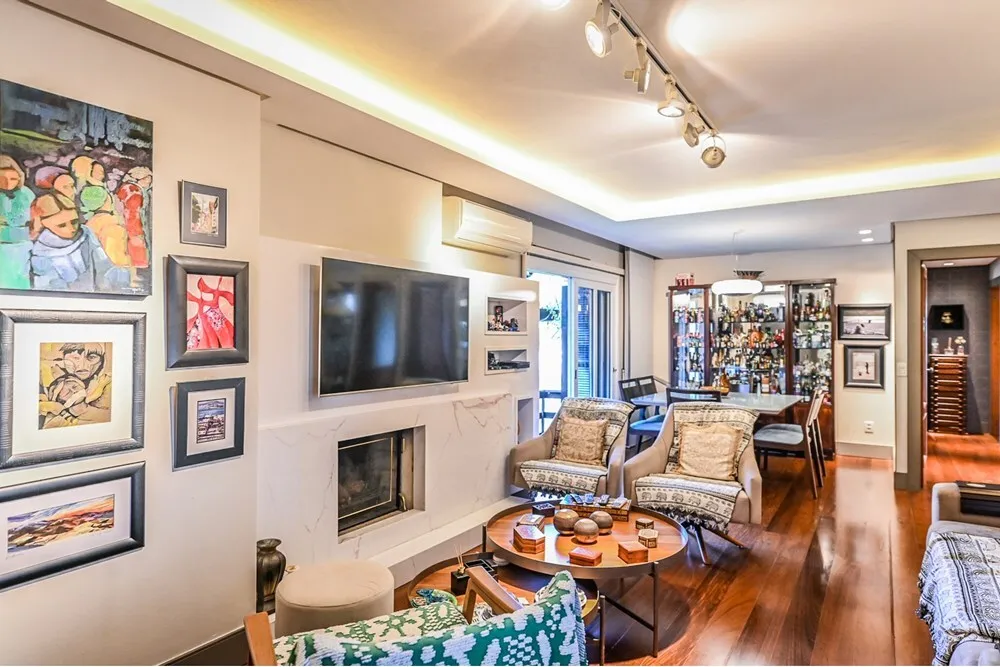 CI 221 Apto 612481066-245 - REMAX Andar de Cima Exclusividades