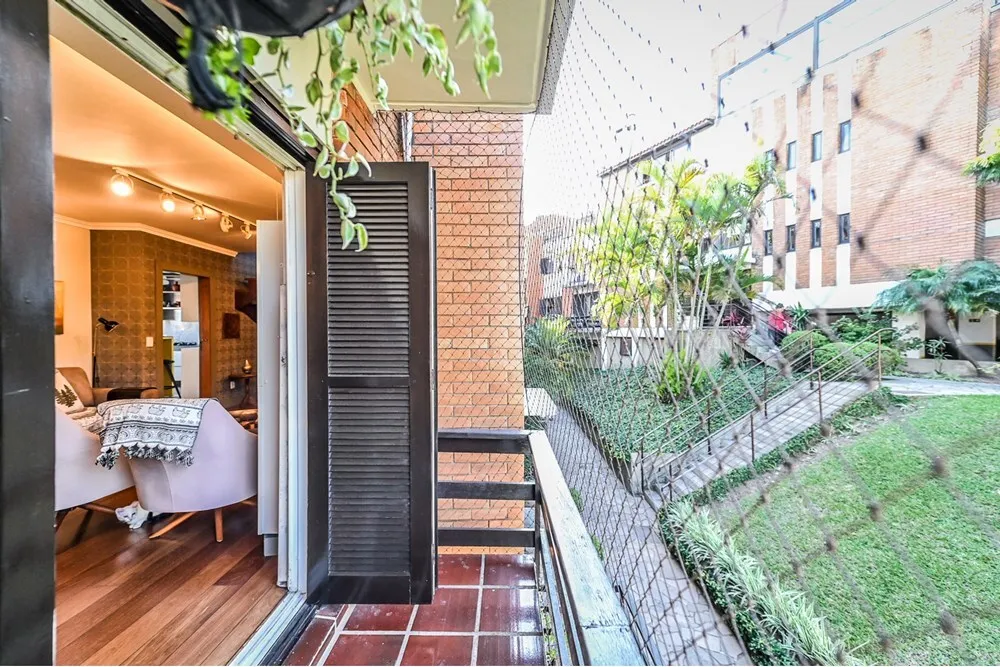CI 221 Apto 612481066-245 - REMAX Andar de Cima Exclusividades