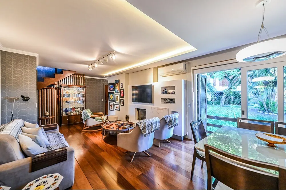 CI 221 Apto 612481066-245 - REMAX Andar de Cima Exclusividades