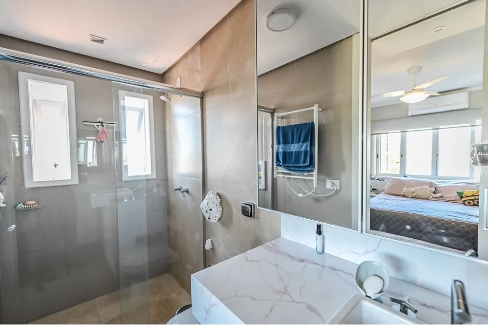 CI 221 Apto 612481066-245 - REMAX Andar de Cima Exclusividades