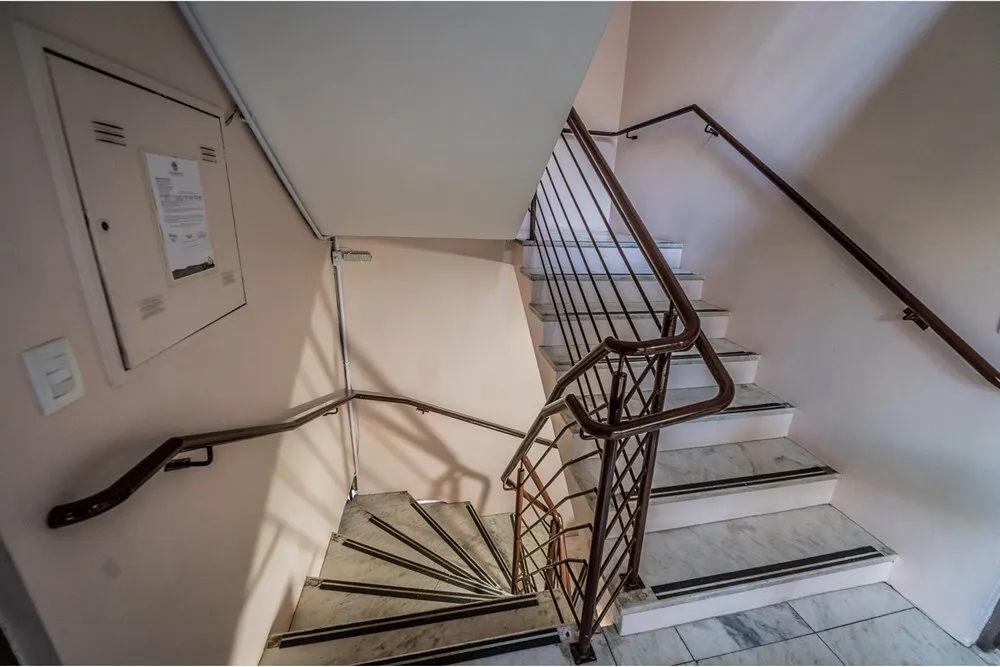 CI 221 Apto 612481066-245 - REMAX Andar de Cima Exclusividades