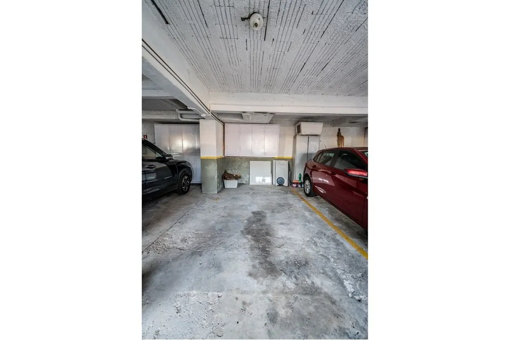 CI 221 Apto 612481066-245 - REMAX Andar de Cima Exclusividades