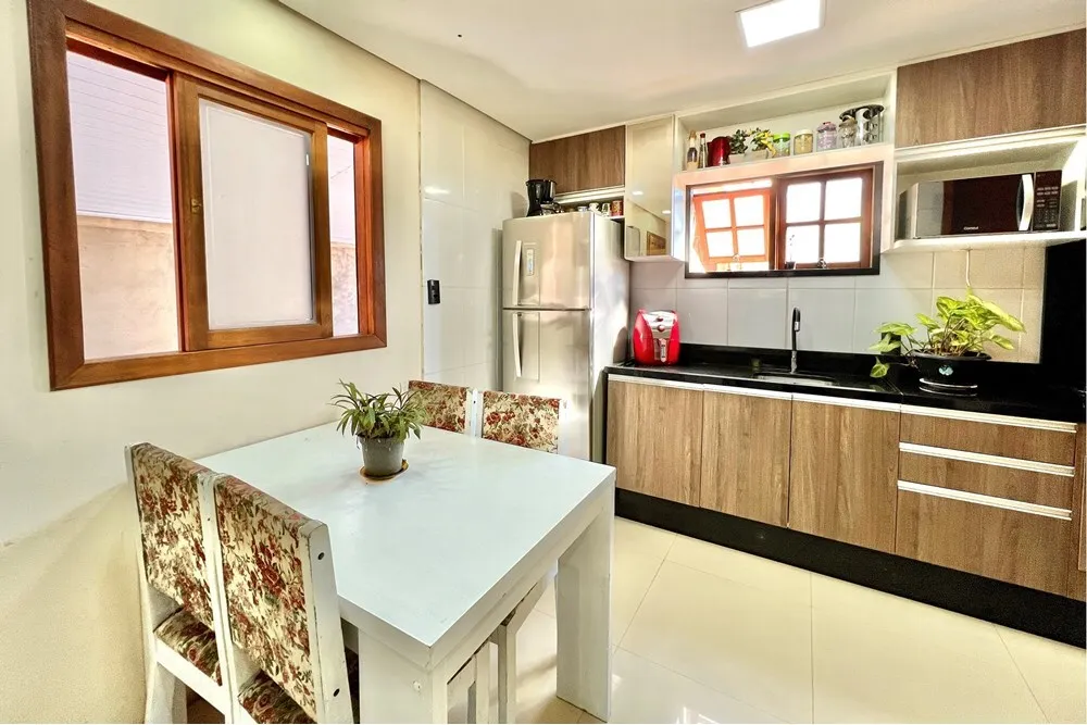 EVJPDS 1126 Casa 610241027-20 - REMAX 520 Exclusividades EVJPDS 1126 Casa 610241027-20 - REMAX 520 Exclusividades