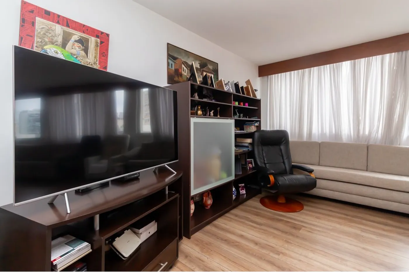 JL 1041 Apto 601081048-28 - REMAX Lepex Exclusividades