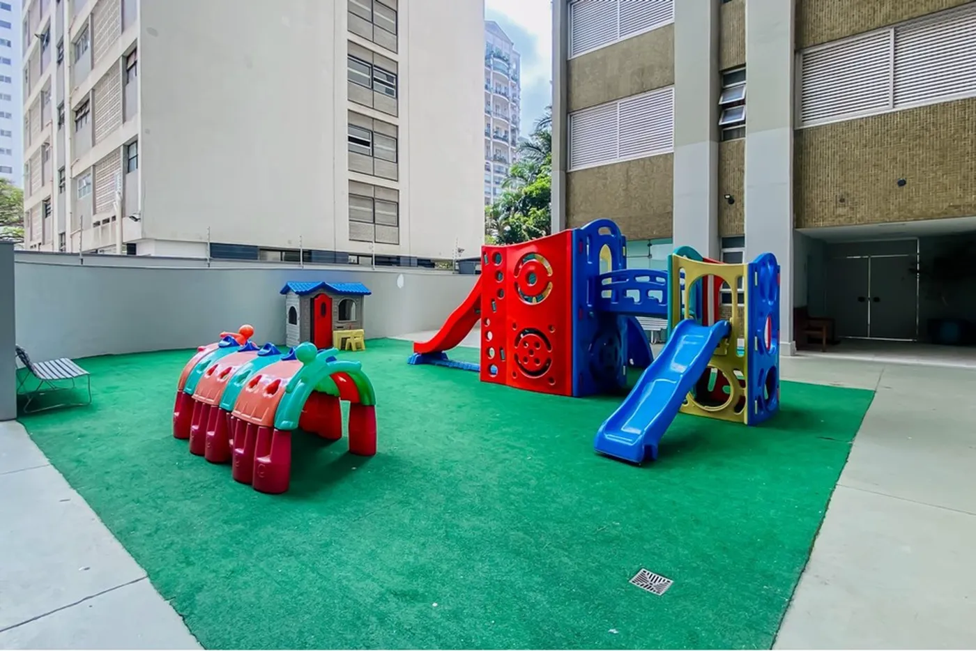 JL 1041 Apto 601081048-28 - REMAX Lepex Exclusividades