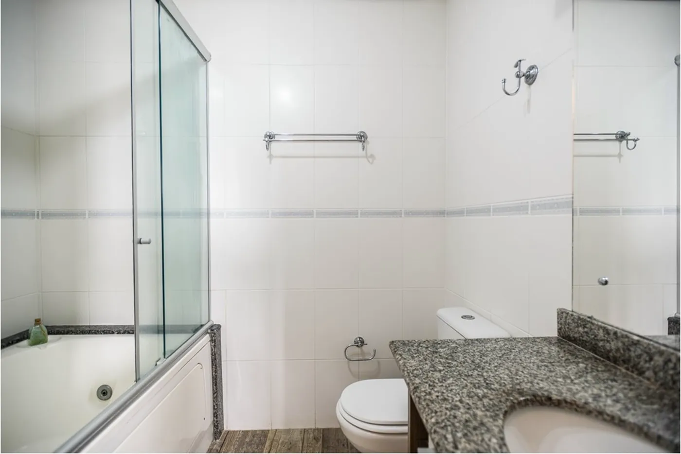MSTLZ 332 Apto 612481068-163 - REMAX Andar de Cima Exclusividades