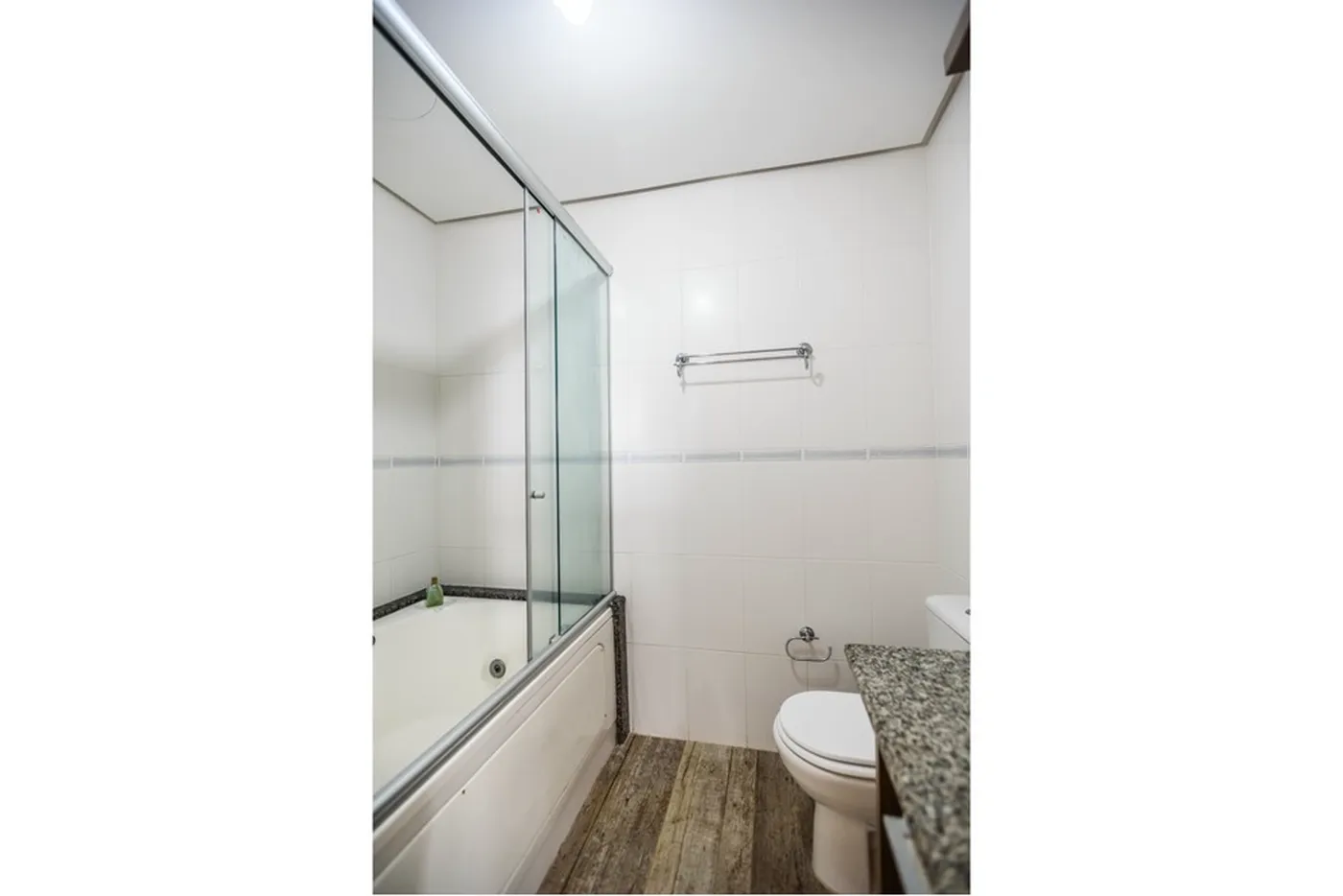 MSTLZ 332 Apto 612481068-163 - REMAX Andar de Cima Exclusividades