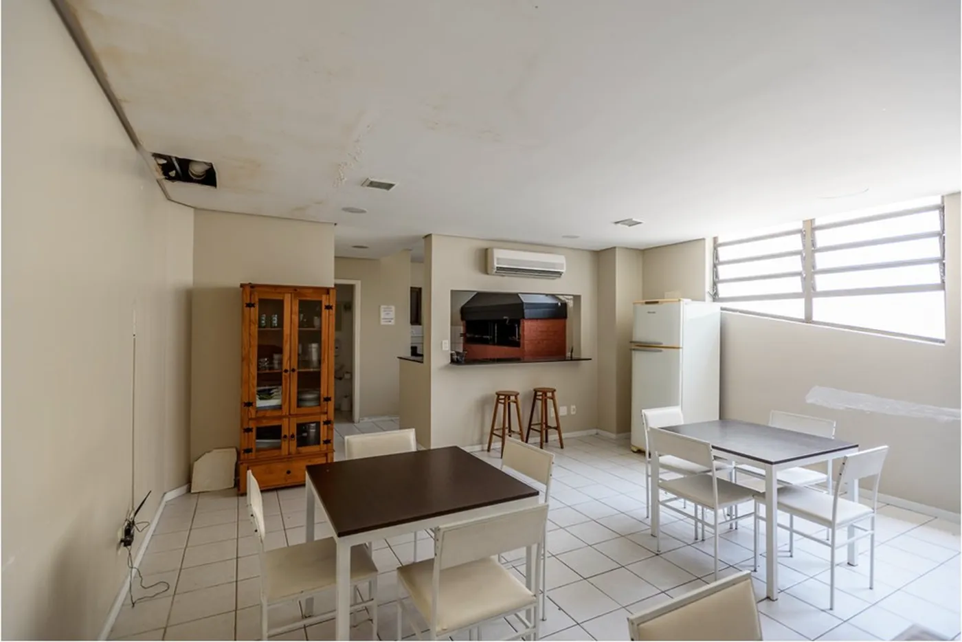 MSTLZ 332 Apto 612481068-163 - REMAX Andar de Cima Exclusividades
