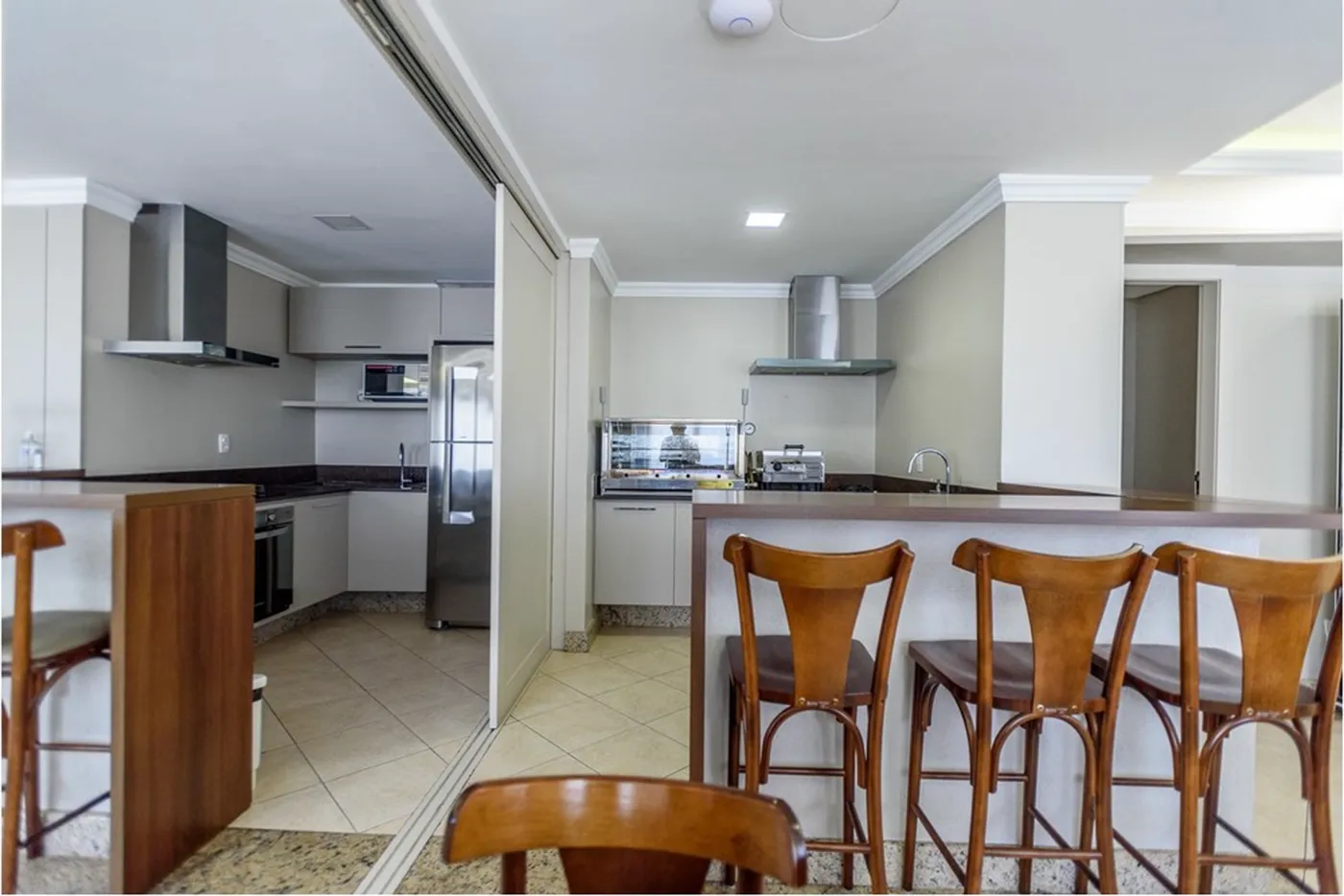 MSTLZ 332 Apto 612481068-163 - REMAX Andar de Cima Exclusividades