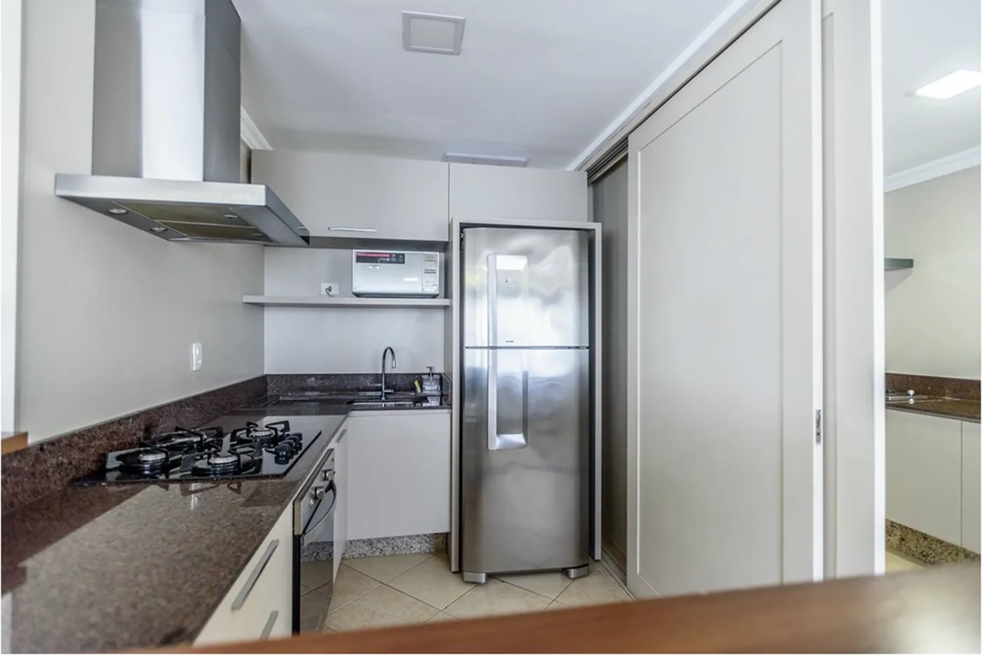 MSTLZ 332 Apto 612481068-163 - REMAX Andar de Cima Exclusividades