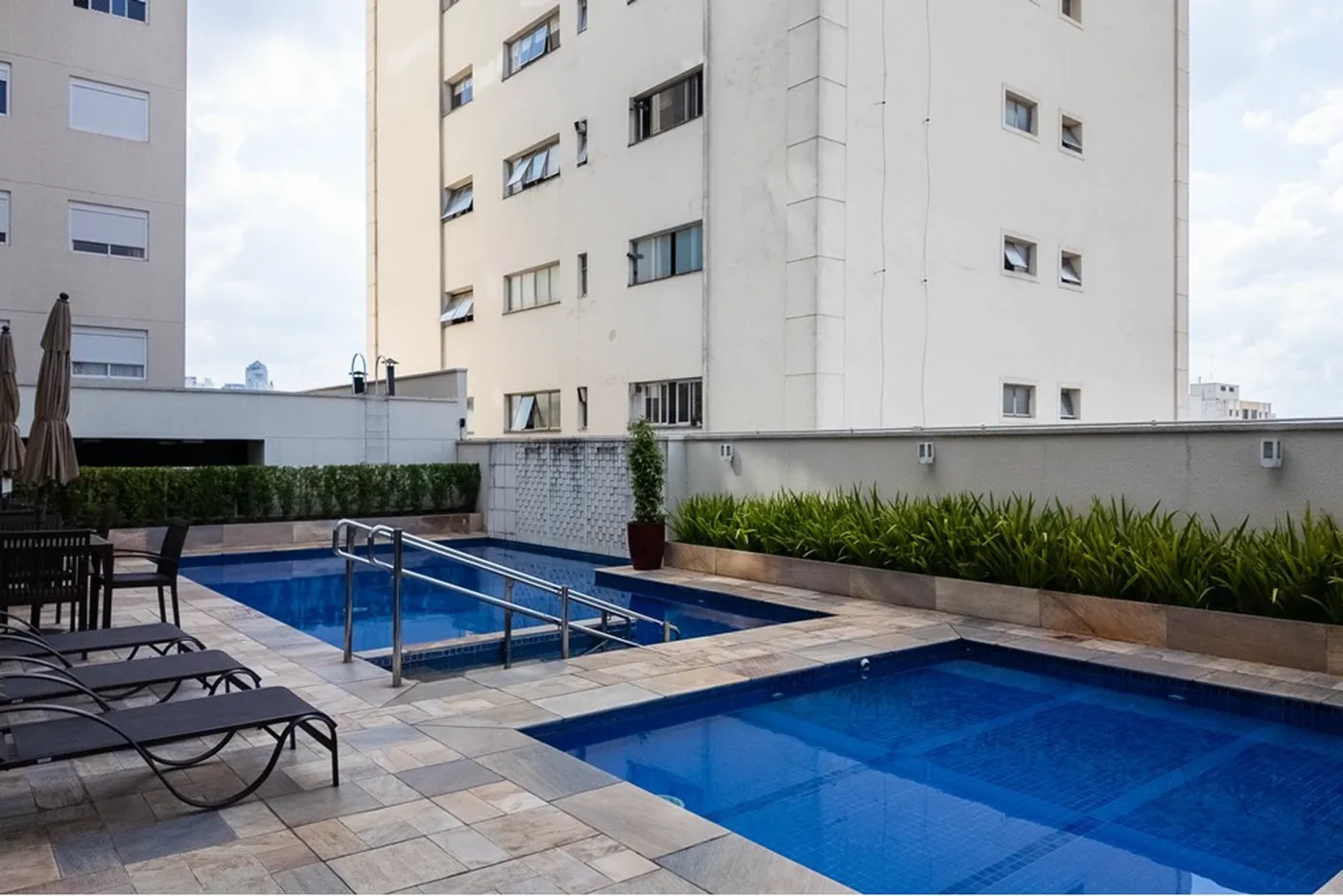 APO 715 Apto 601971016-456 - REMAX Empire Exclusividades APO 715 Apto 601971016-456 - REMAX Empire Exclusividades