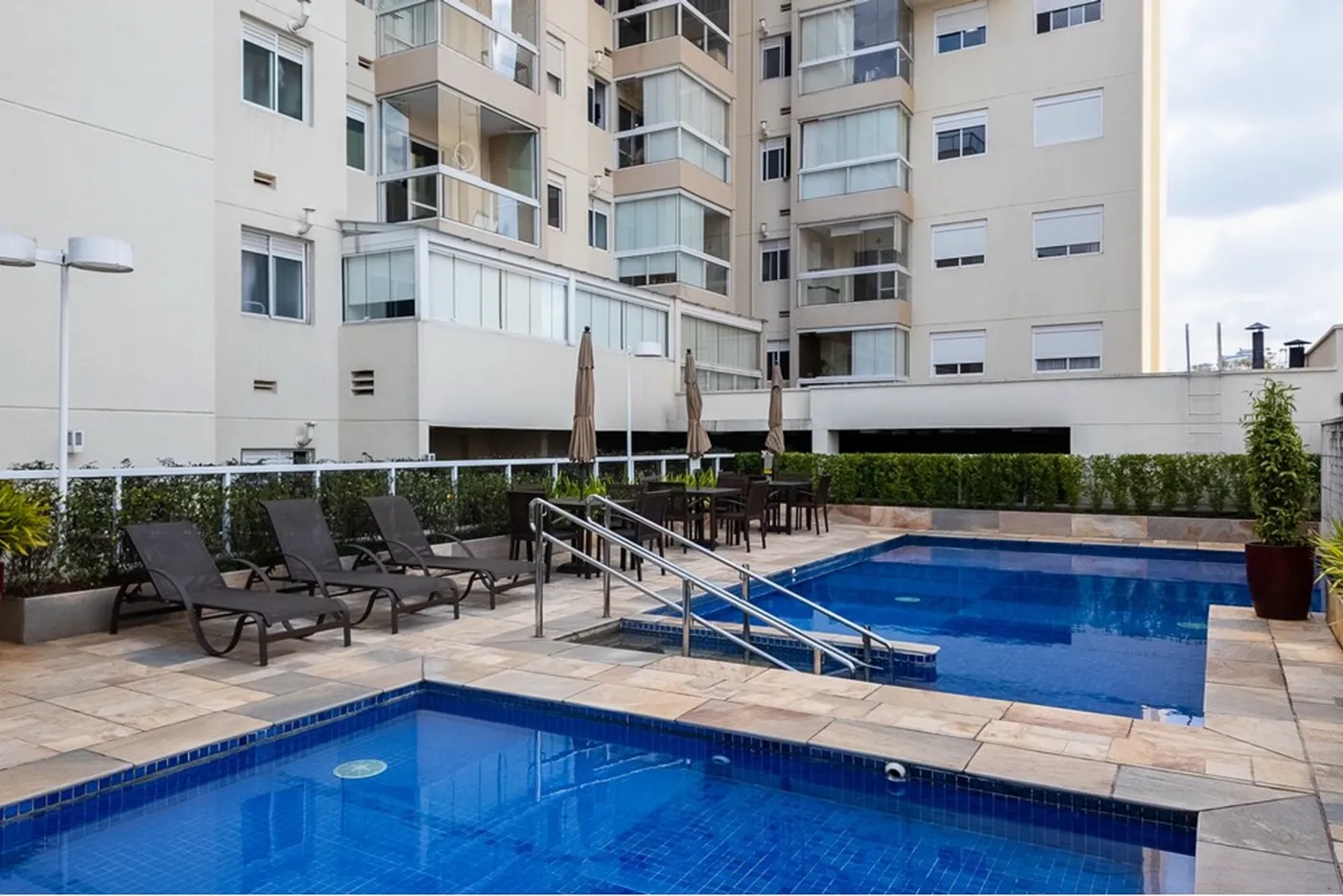 APO 715 Apto 601971016-456 - REMAX Empire Exclusividades APO 715 Apto 601971016-456 - REMAX Empire Exclusividades
