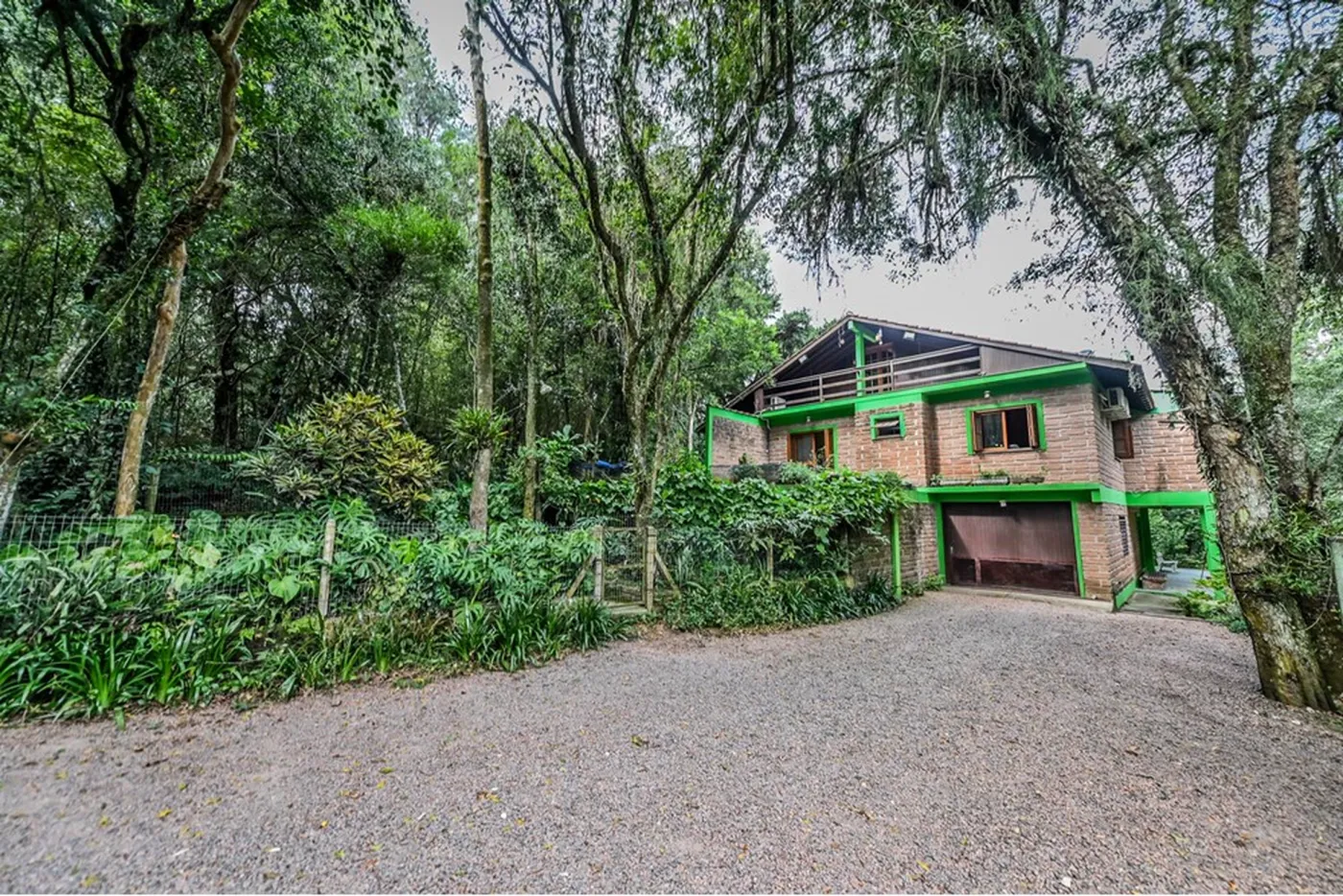 CM 128 Casa 612481080-25 - REMAX Andar de Cima Exclusividades