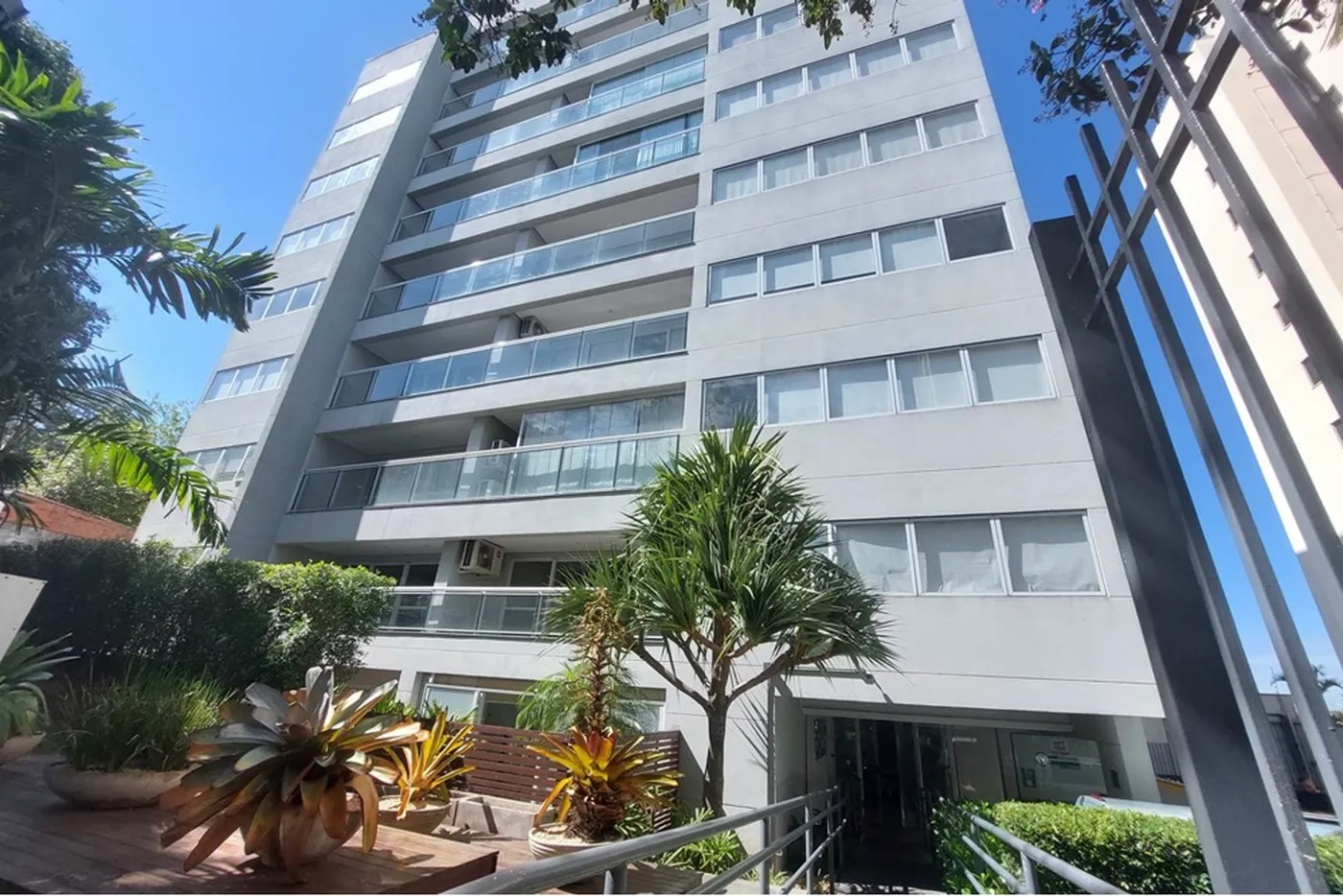 JODG 99 Sala 602161018-5 - REMAX Meraki Exclusividades
