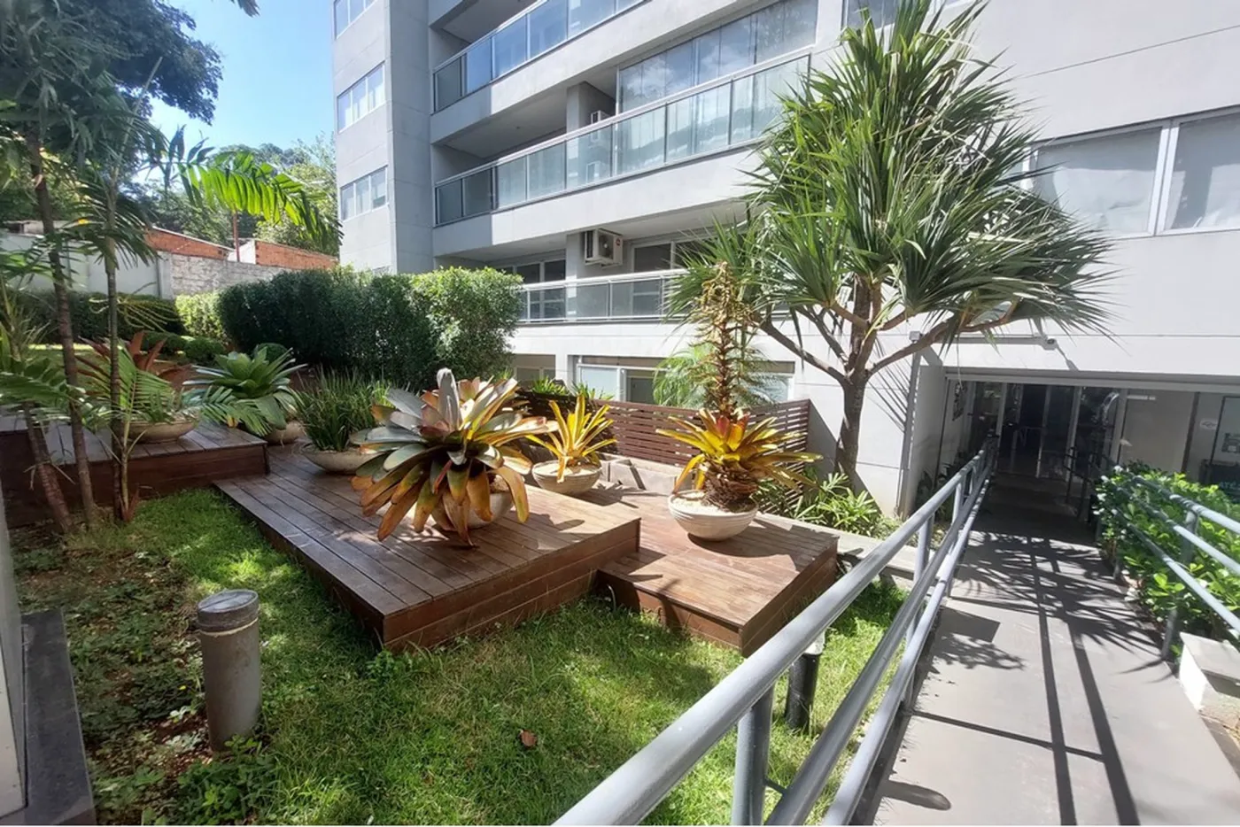 JODG 99 Sala 602161018-5 - REMAX Meraki Exclusividades