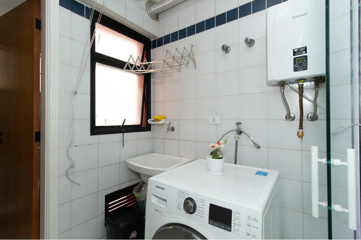 MC 943 Apto 601971047-7 - REMAX Empire Exclusividades MC 943 Apto 601971047-7 - REMAX Empire Exclusividades