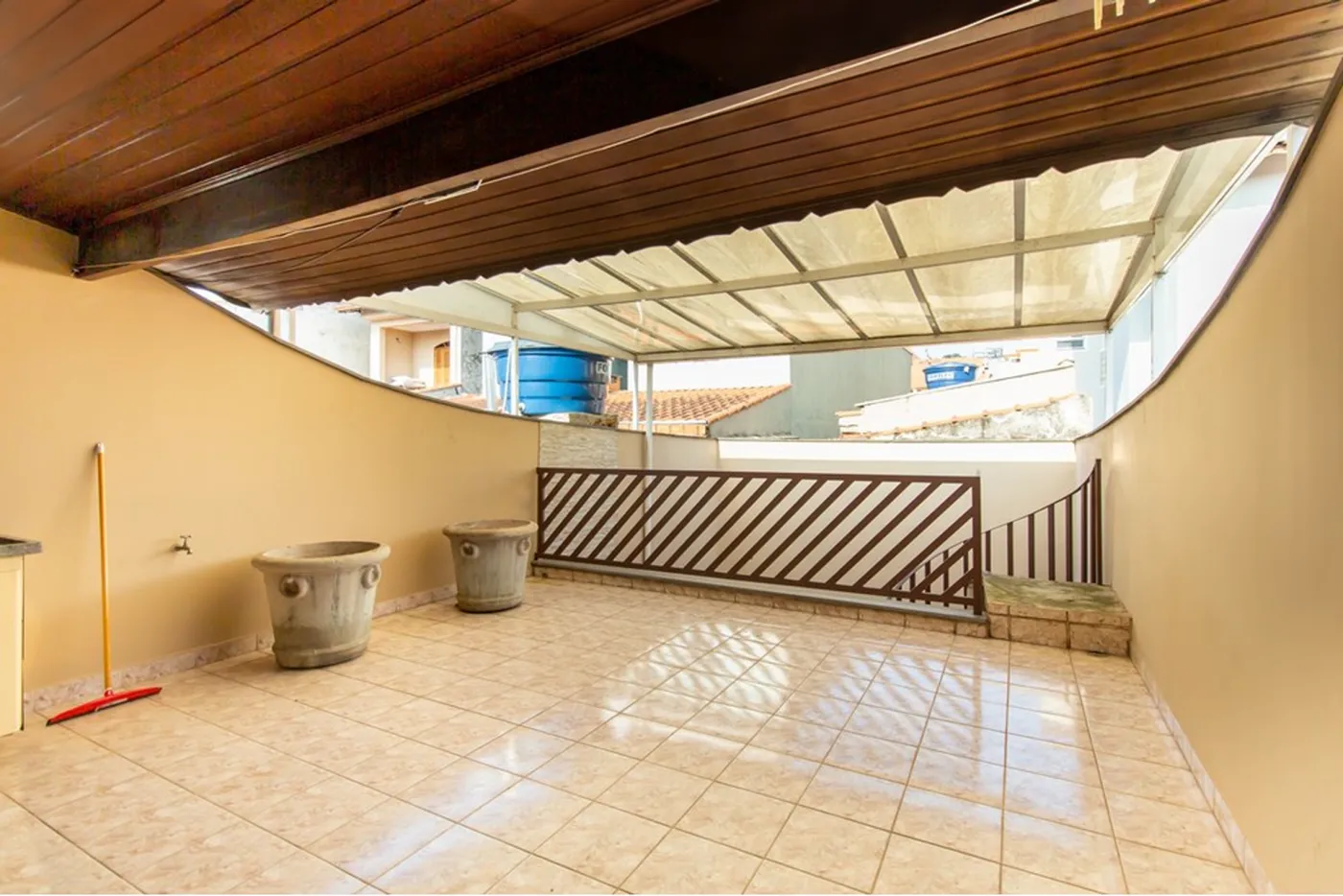 PMPCM 116 Casa 601971079-11 - REMAX Empire Exclusividades PMPCM 116 Casa 601971079-11 - REMAX Empire Exclusividades