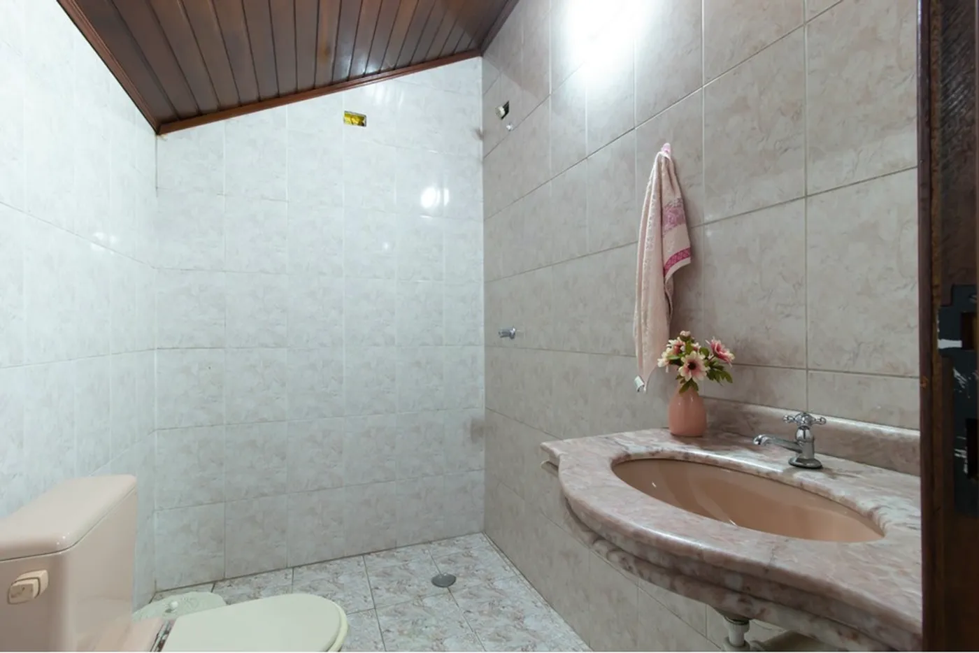 PMPCM 116 Casa 601971079-11 - REMAX Empire Exclusividades PMPCM 116 Casa 601971079-11 - REMAX Empire Exclusividades