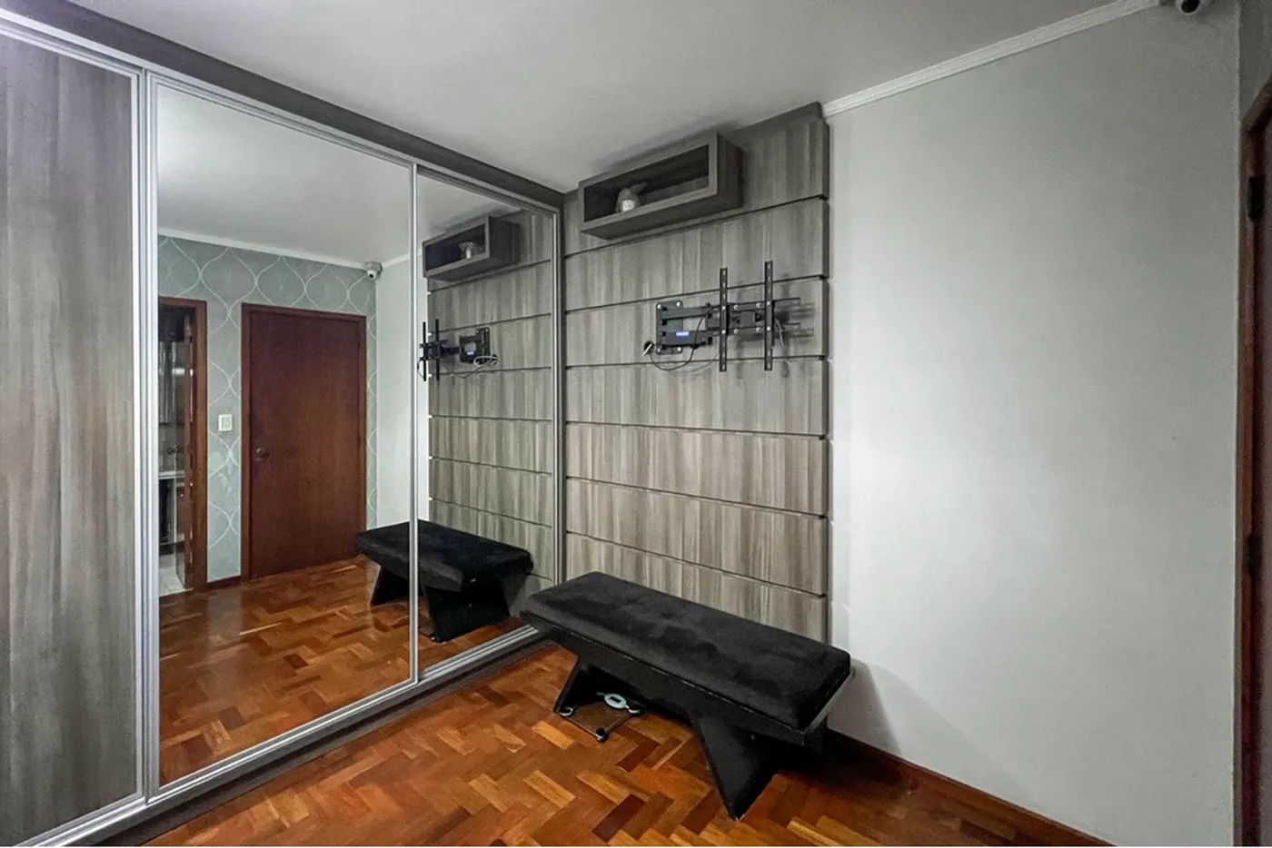 SJC 199 Casa 610241012-180 - REMAX 520 Exclusividades SJC 199 Casa 610241012-180 - REMAX 520 Exclusividades